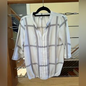 41 Hawthorn Ivory and Black Patterned Blouse in good condition